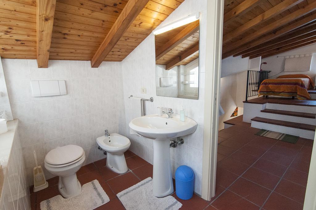 Camera Doppia con Letti Singoli con Bagno Privato
